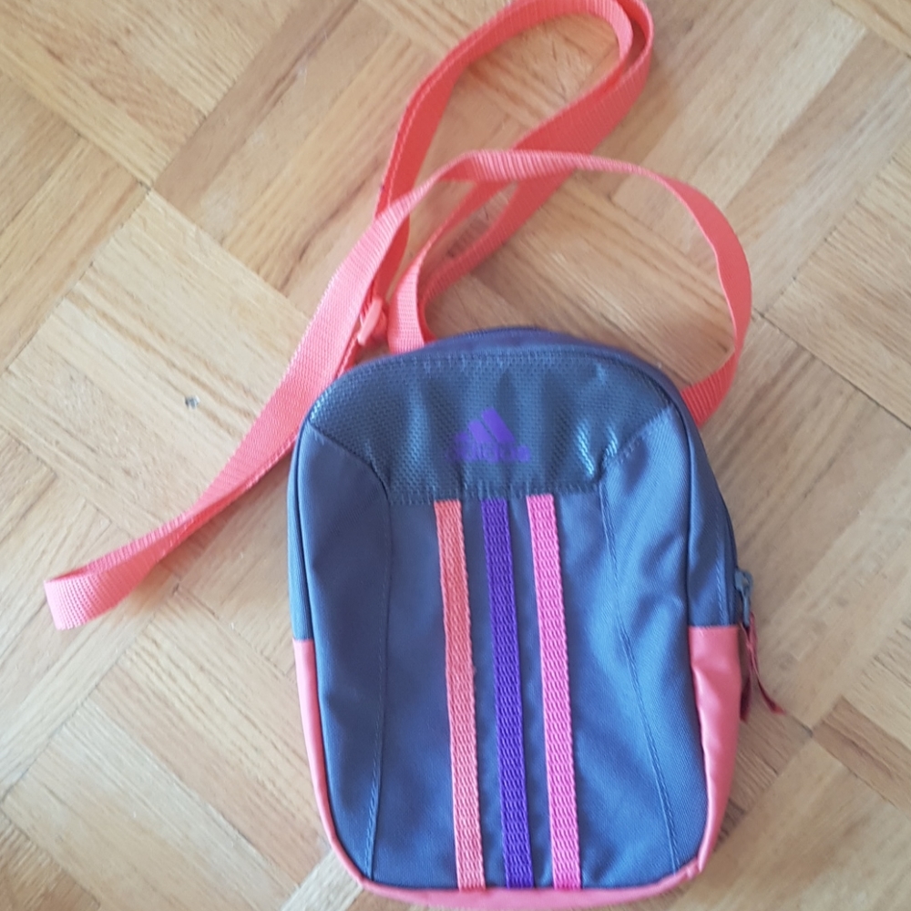 Adidas travel crossbody pouch